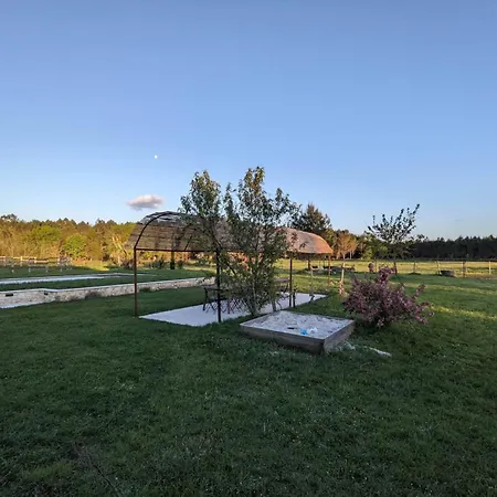 Lucatum - Domaine D'exception Avec Piscine Tatil Evi *